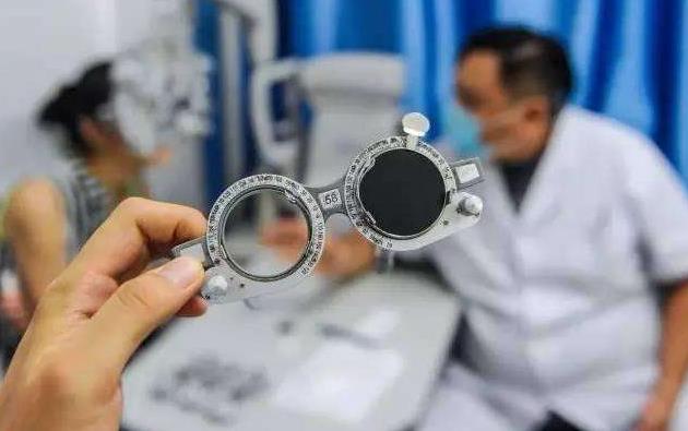 選配眼鏡掌握六個(gè)關(guān)鍵點(diǎn)，佩戴舒適不頭暈